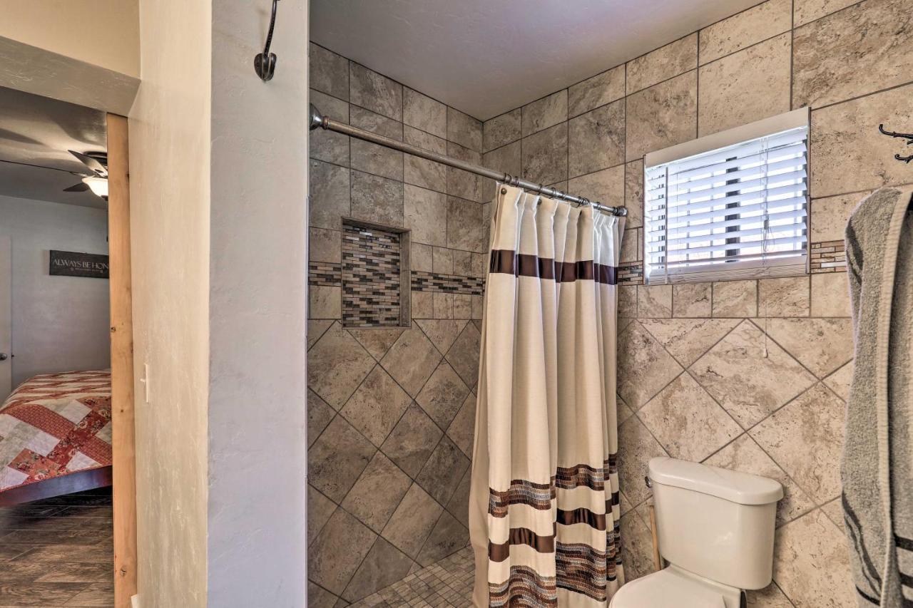 Ranch-style Retreat With Fire Pit Less Than 1 Mi To U Of A! Tucson