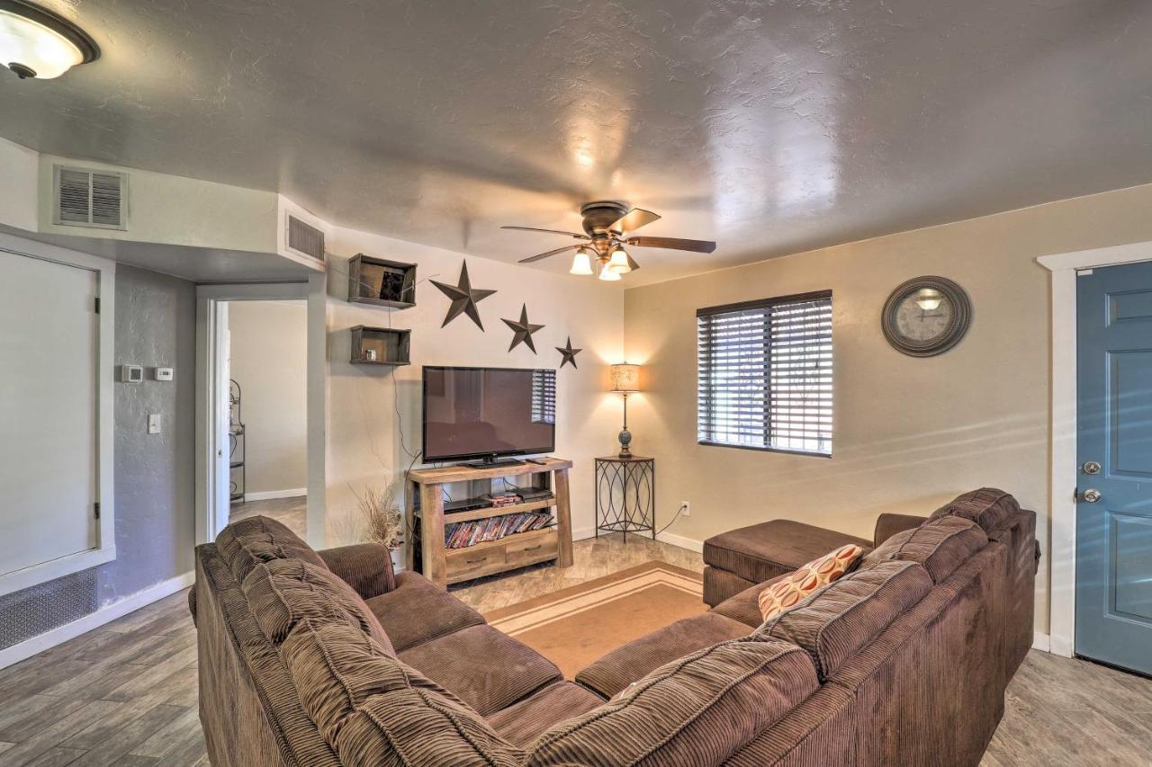 Ranch-style Retreat With Fire Pit Less Than 1 Mi To U Of A! Сasa de vacaciones